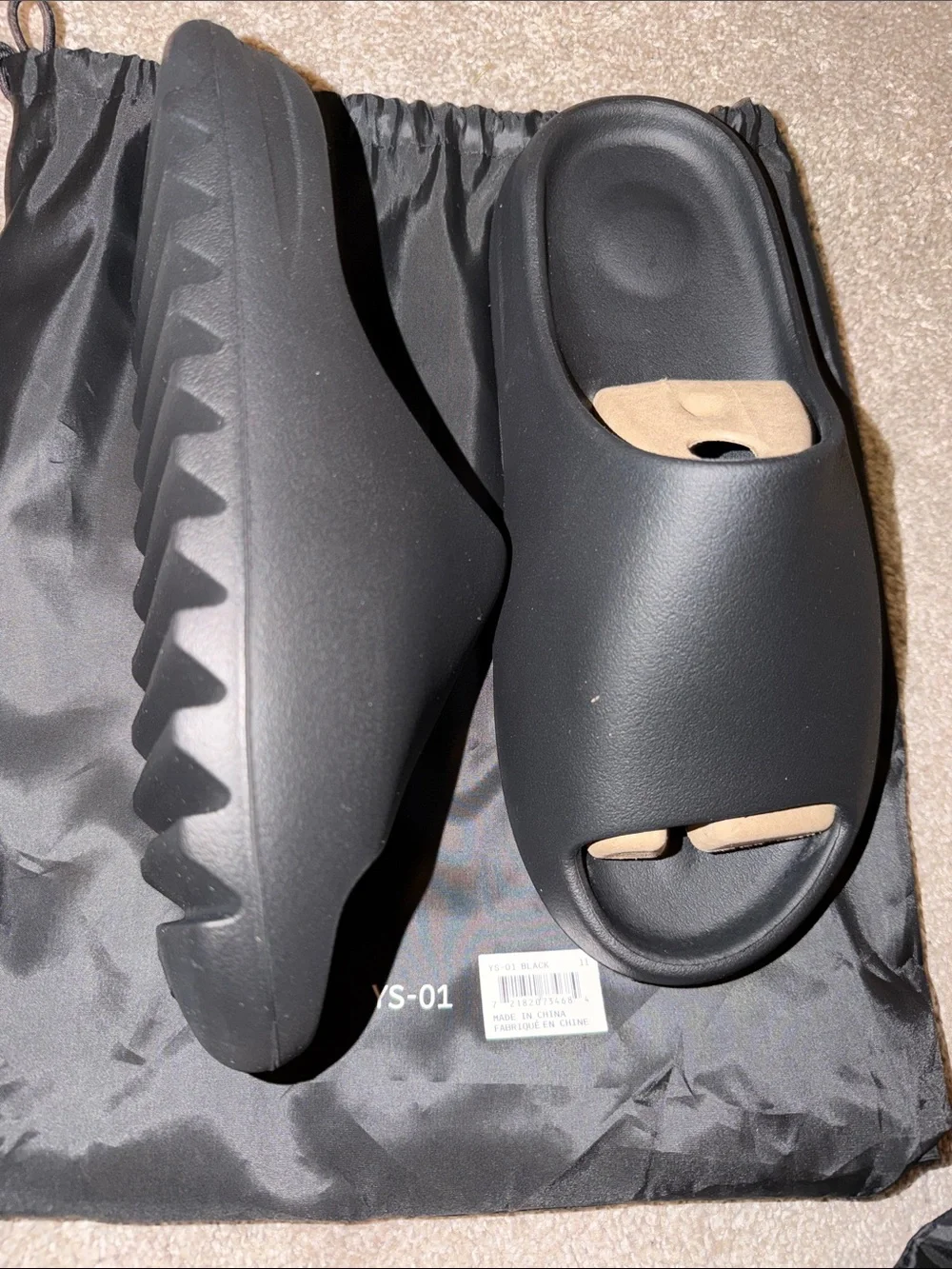 ys-01 comfortable black